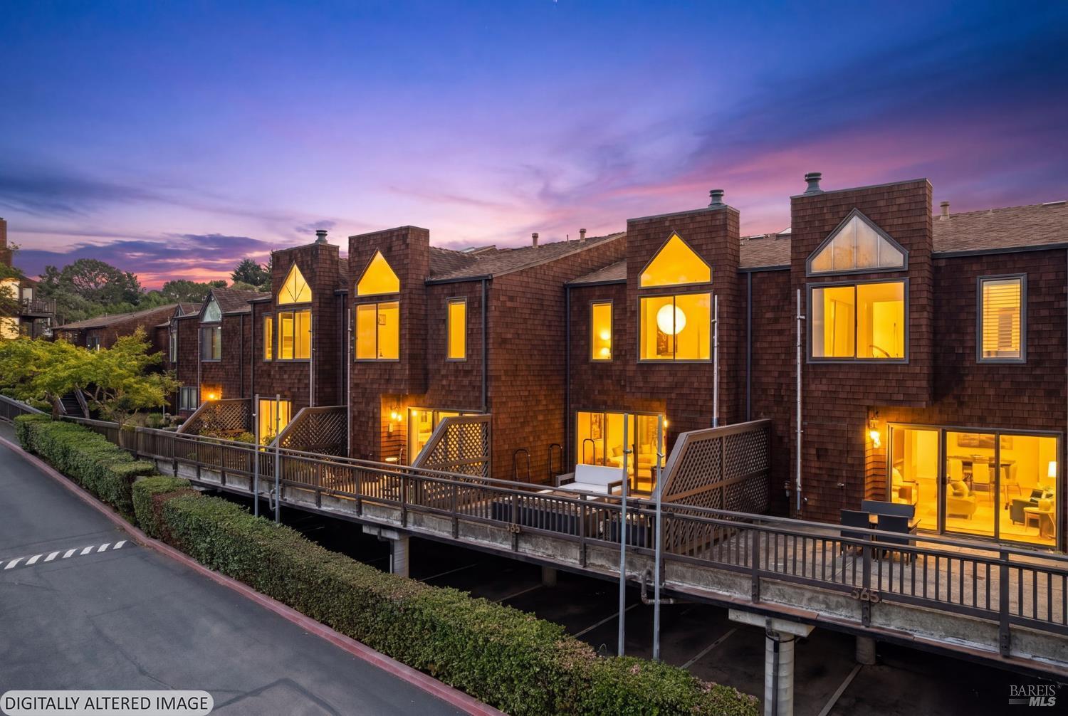 Detail Gallery Image 40 of 42 For 363 Headlands Ct, Sausalito,  CA 94965 - 2 Beds | 2/1 Baths