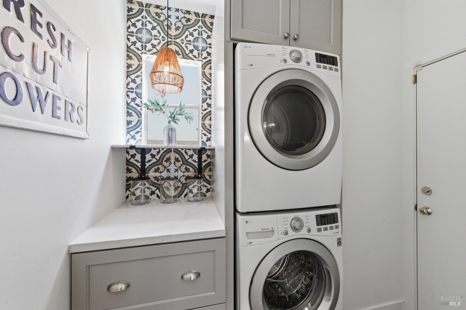 Detail Gallery Image 54 of 67 For 66 S Newport Dr, Napa,  CA 94559 - 4 Beds | 2/1 Baths