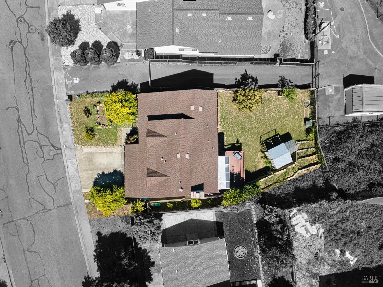 Detail Gallery Image 32 of 35 For 112 Sea Mist Dr, Vallejo,  CA 94591 - 4 Beds | 2/1 Baths