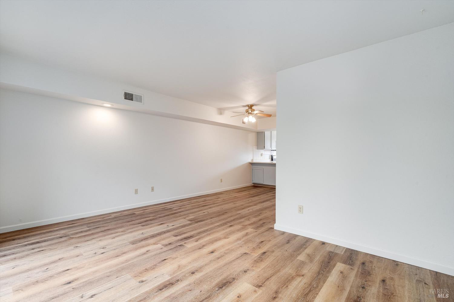 Detail Gallery Image 20 of 42 For 121 Elbridge Ave #B,  Cloverdale,  CA 95425 - 2 Beds | 2 Baths