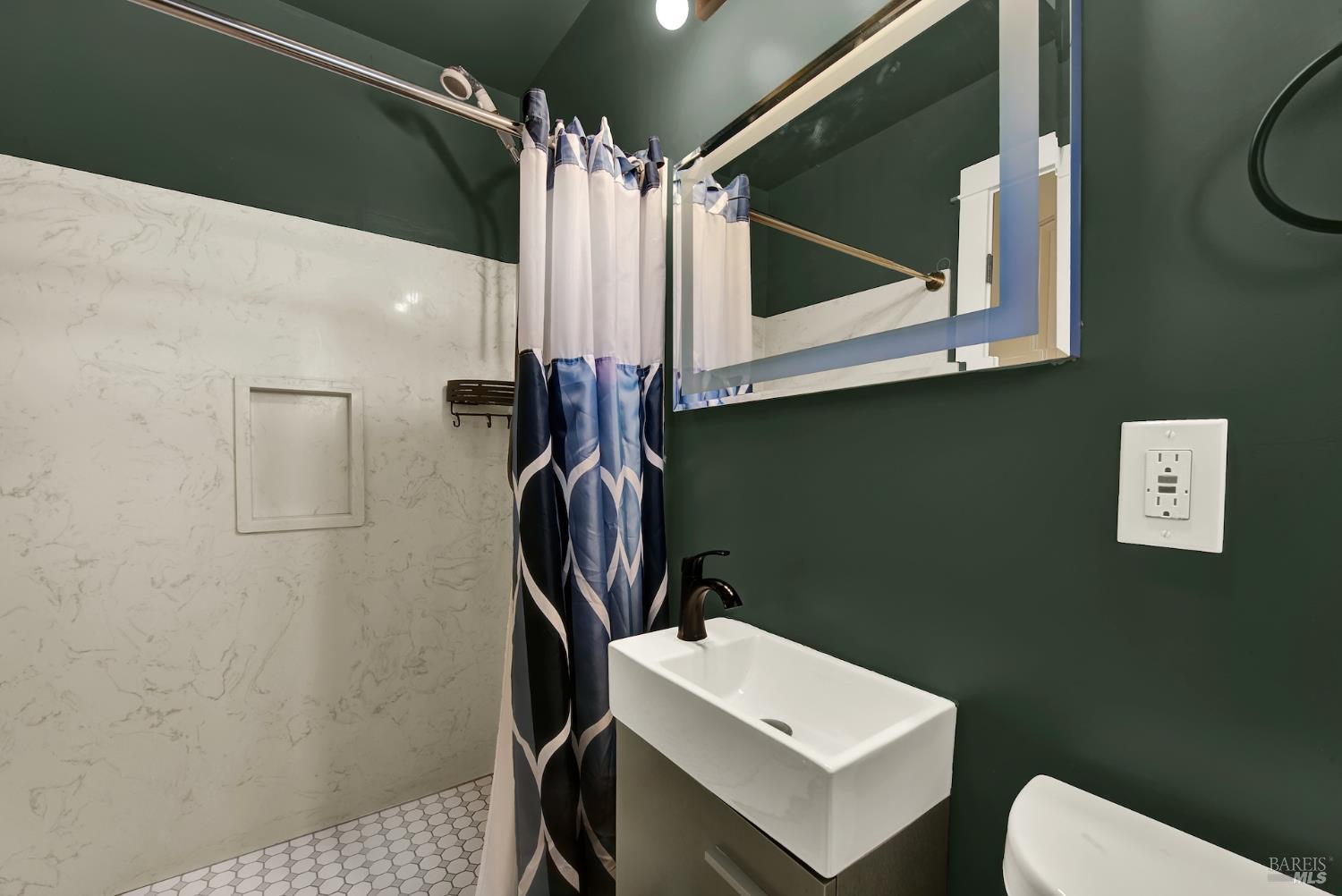 Detail Gallery Image 37 of 64 For 1600 Michigan St, Fairfield,  CA 94533 - 3 Beds | 2 Baths