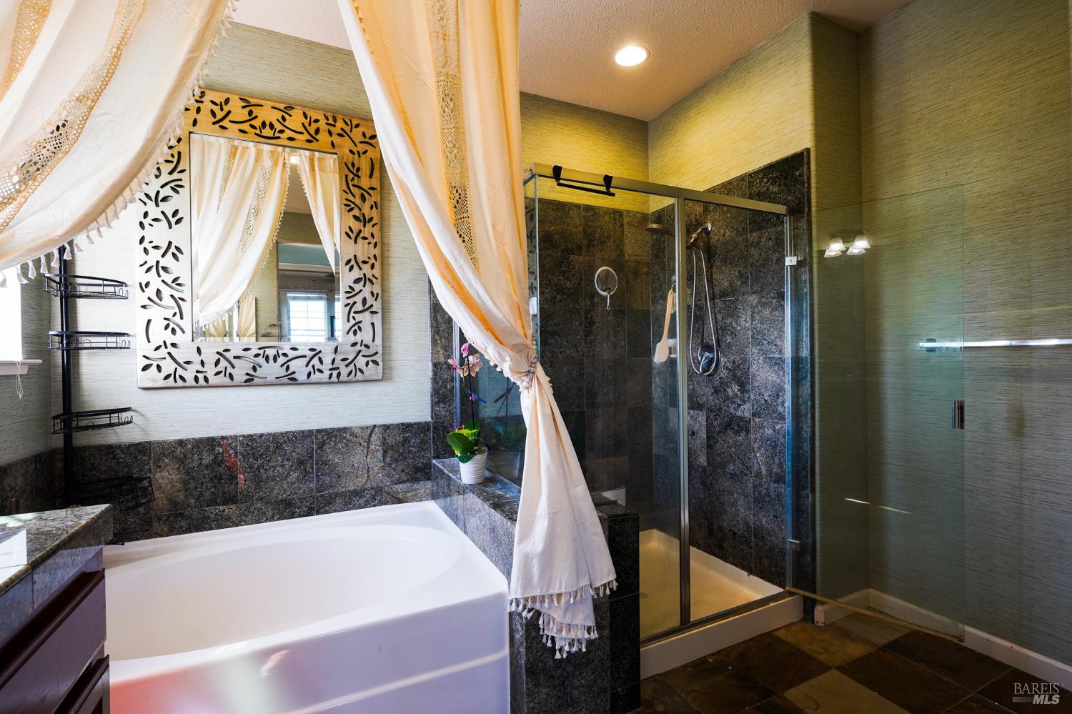 Detail Gallery Image 37 of 38 For 2740 Midtown Ln, Fairfield,  CA 94533 - 3 Beds | 2/1 Baths