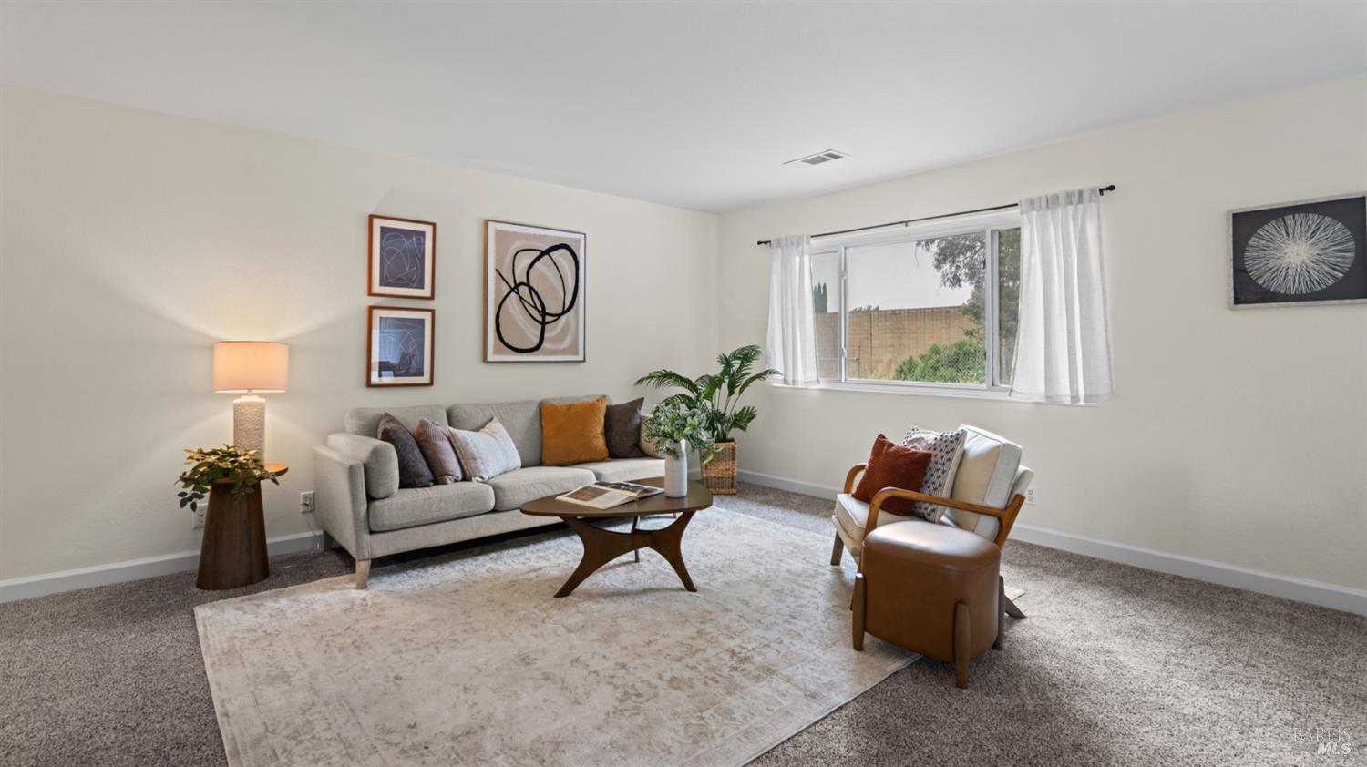 Detail Gallery Image 6 of 37 For 2869 Marigold Dr, Fairfield,  CA 94533 - 4 Beds | 2 Baths