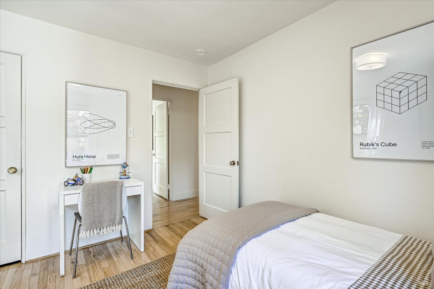 Detail Gallery Image 18 of 31 For 102 Nelson Ave, Mill Valley,  CA 94941 - 3 Beds | 2 Baths