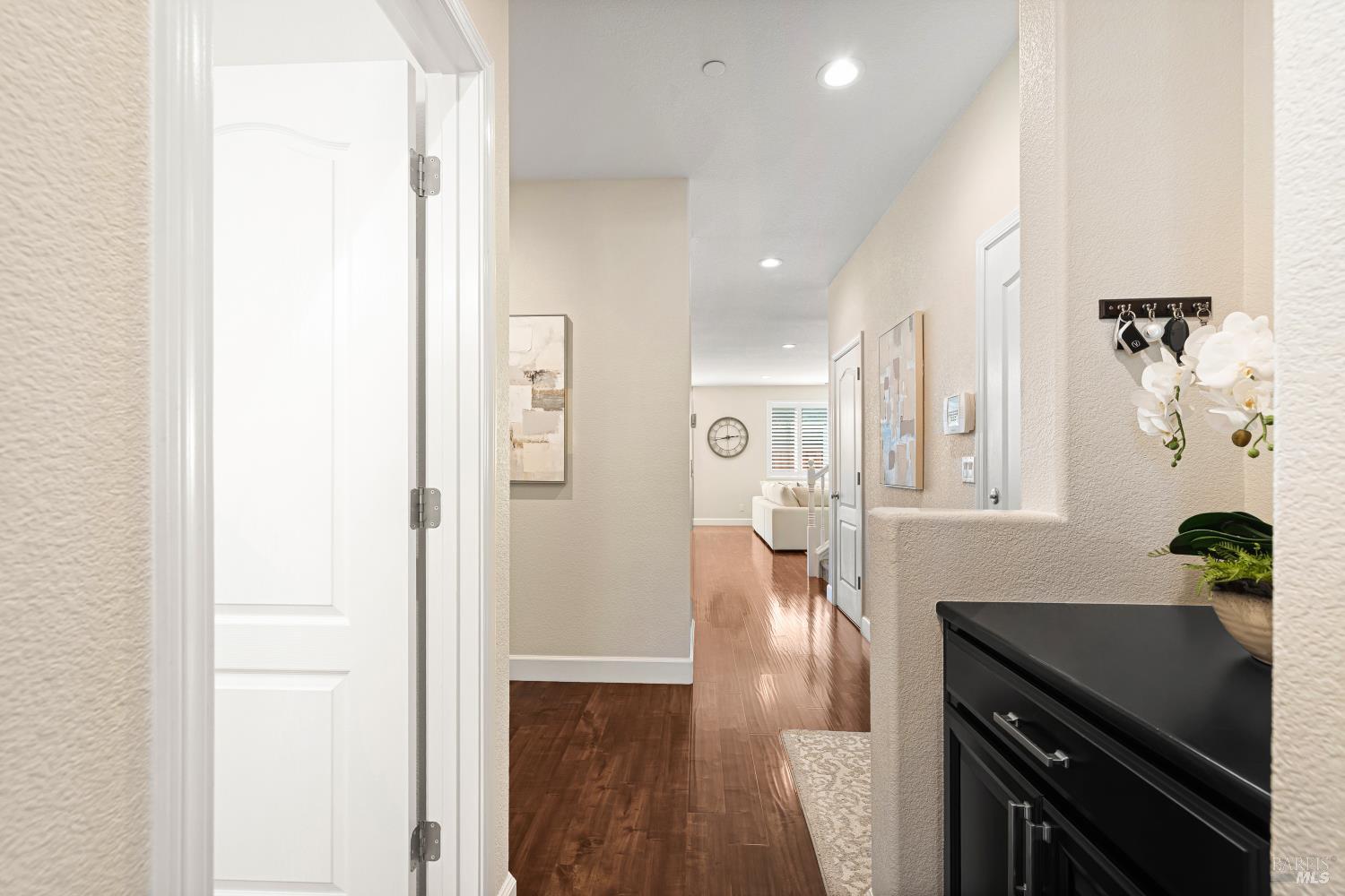 Detail Gallery Image 24 of 73 For 237 Juneau Dr, Vacaville,  CA 95687 - 3 Beds | 2/1 Baths