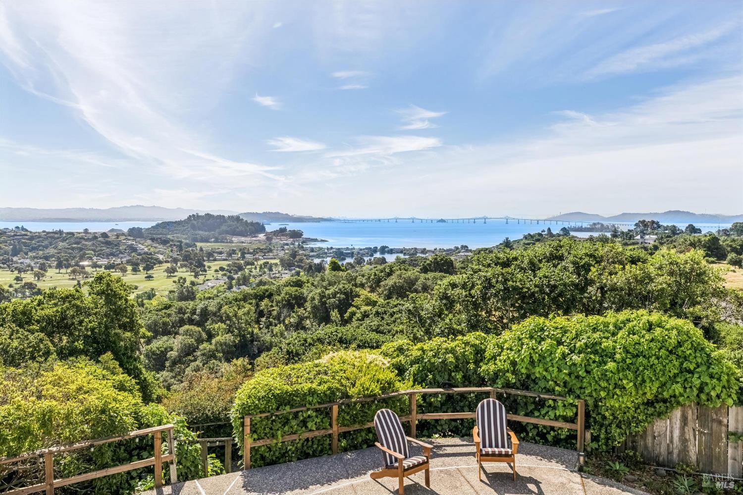 Detail Gallery Image 38 of 85 For 184 Mcnear Dr, San Rafael,  CA 94901 - 3 Beds | 2/1 Baths