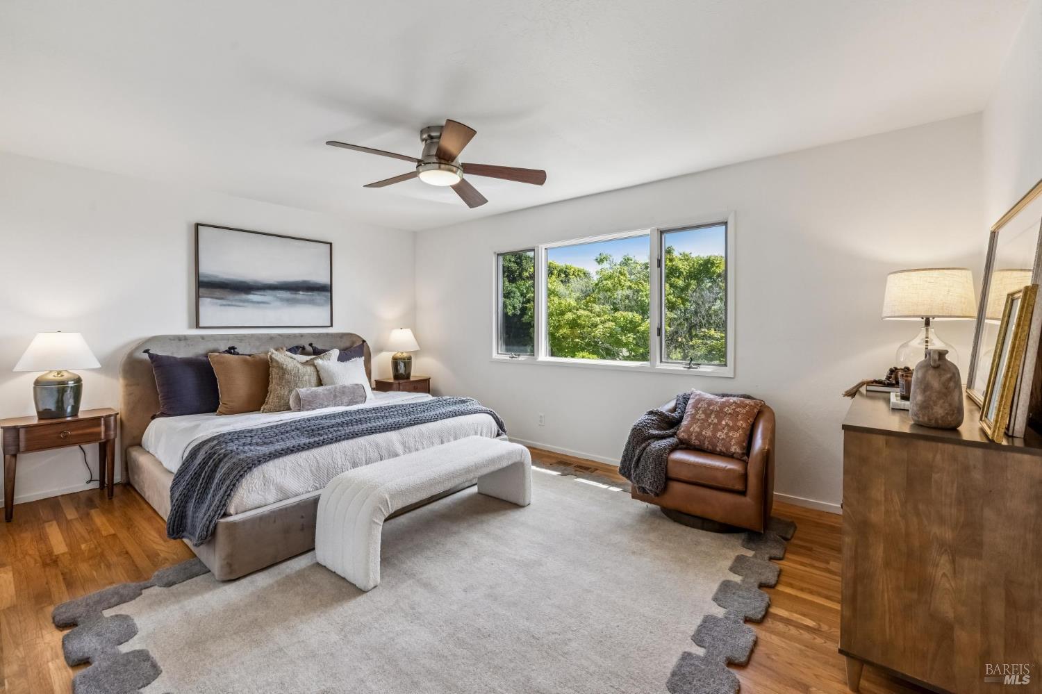 Detail Gallery Image 40 of 85 For 184 Mcnear Dr, San Rafael,  CA 94901 - 3 Beds | 2/1 Baths