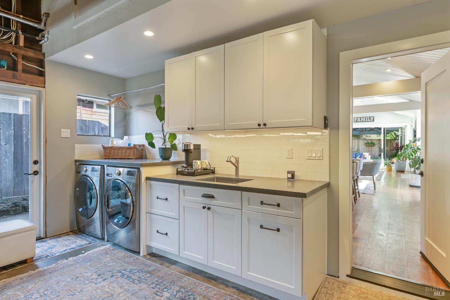 Detail Gallery Image 36 of 57 For 305 Ricardo Rd, Mill Valley,  CA 94941 - 4 Beds | 3 Baths