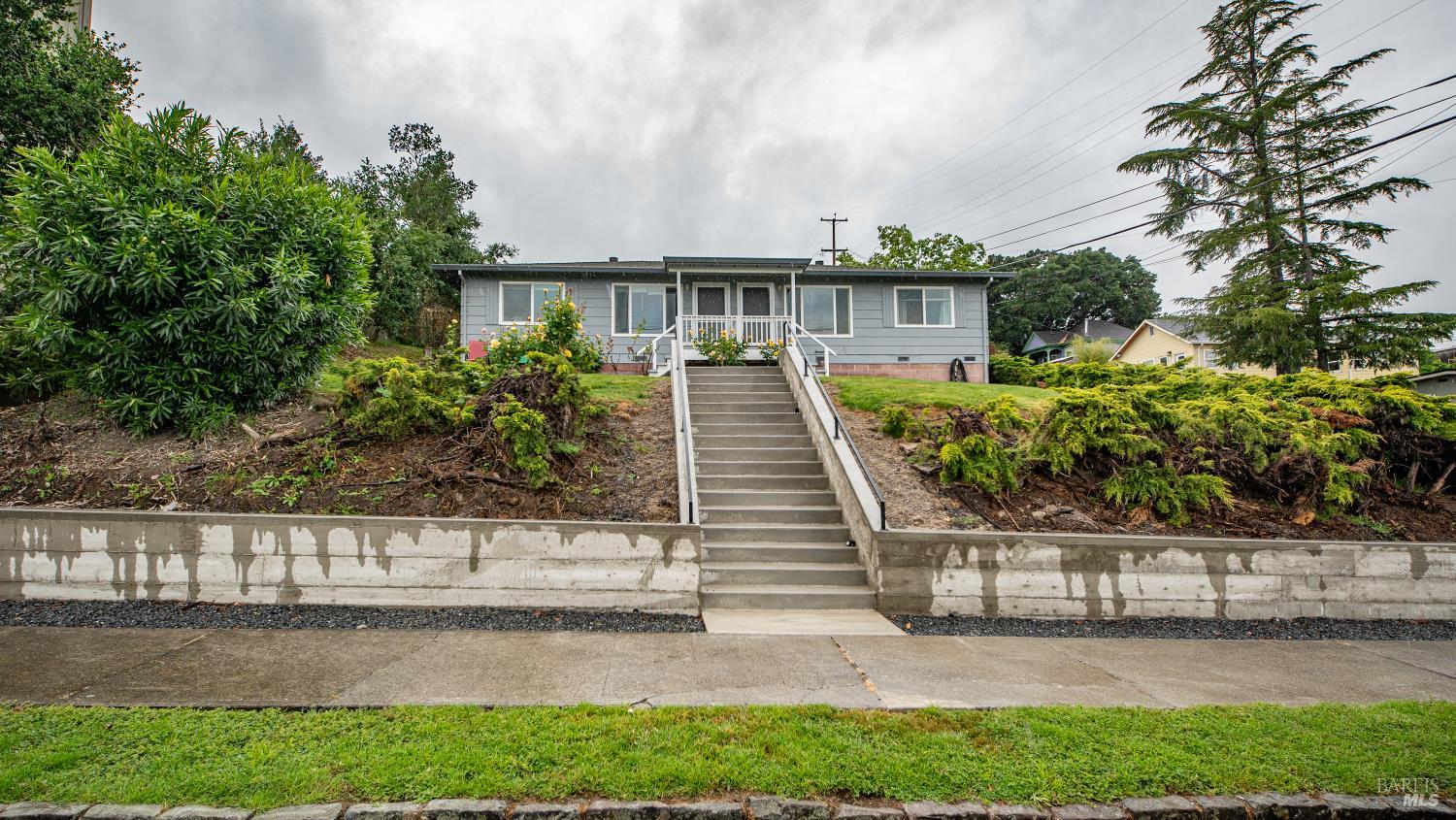 Front Image Thumbnail for BA326033933