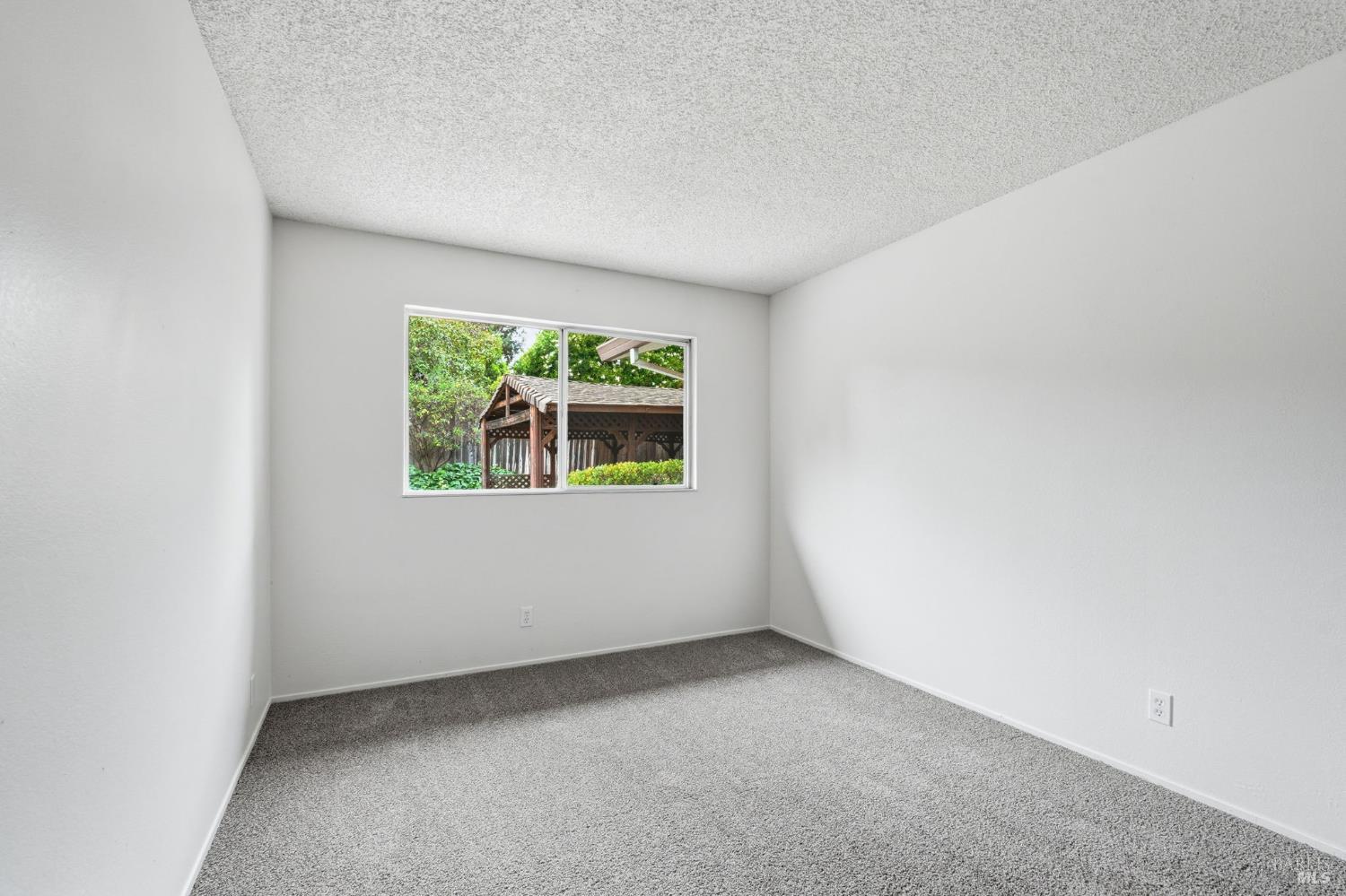 Detail Gallery Image 74 of 99 For 1913 Capitola Way, Fairfield,  CA 94534 - 4 Beds | 2 Baths