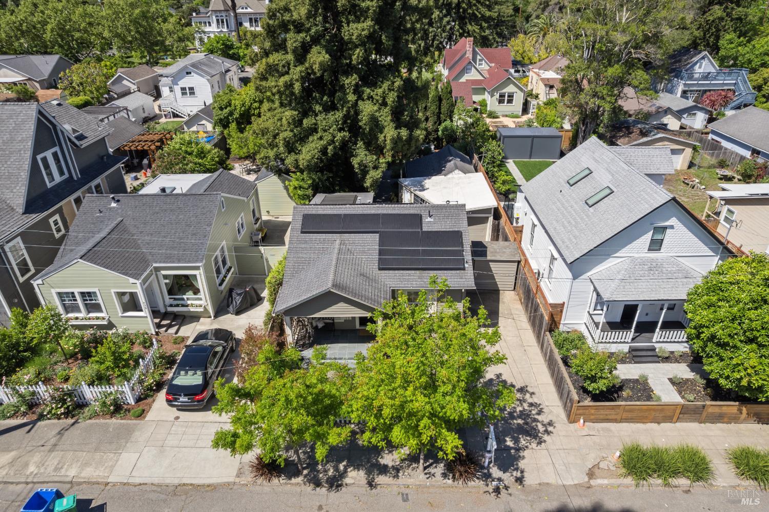 Detail Gallery Image 4 of 42 For 445 Wilson St, Napa,  CA 94558 - 2 Beds | 1 Baths