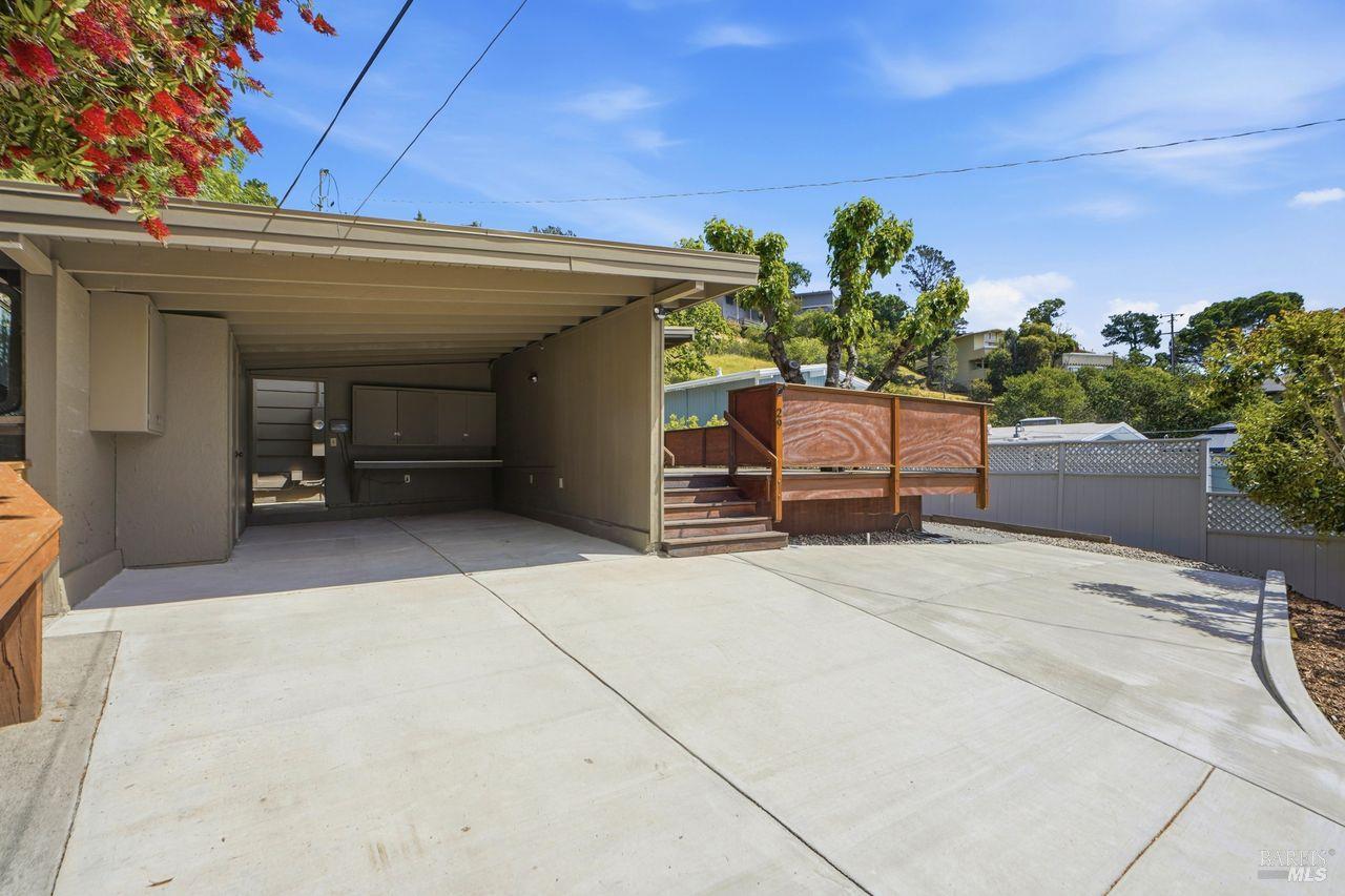 29 Windsor Avenue photo 3