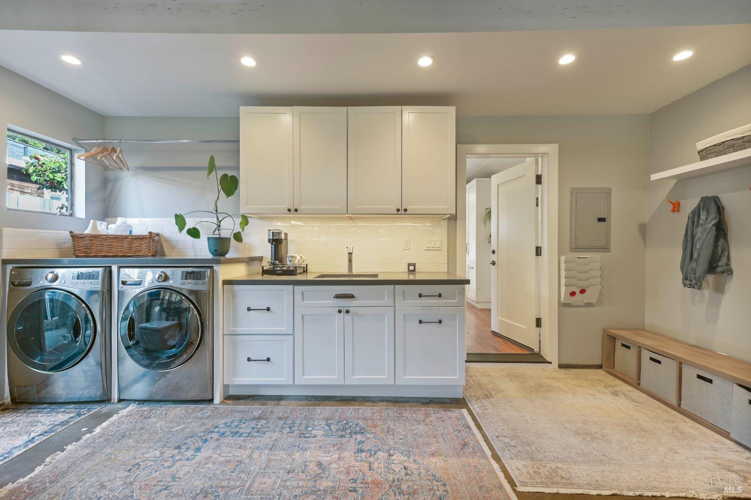 Detail Gallery Image 35 of 57 For 305 Ricardo Rd, Mill Valley,  CA 94941 - 4 Beds | 3 Baths