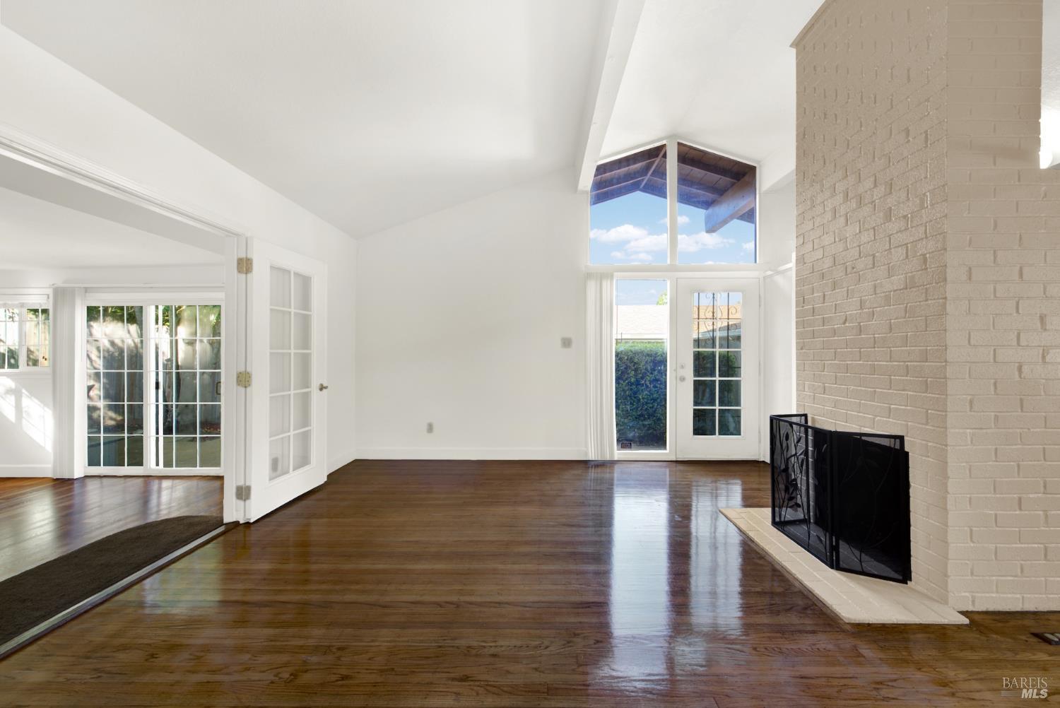 Detail Gallery Image 14 of 44 For 2626 Moyers Rd, San Pablo,  CA 94806 - 3 Beds | 3 Baths