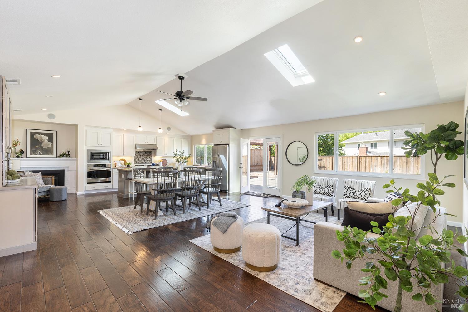 Front Image Thumbnail for BA326033883