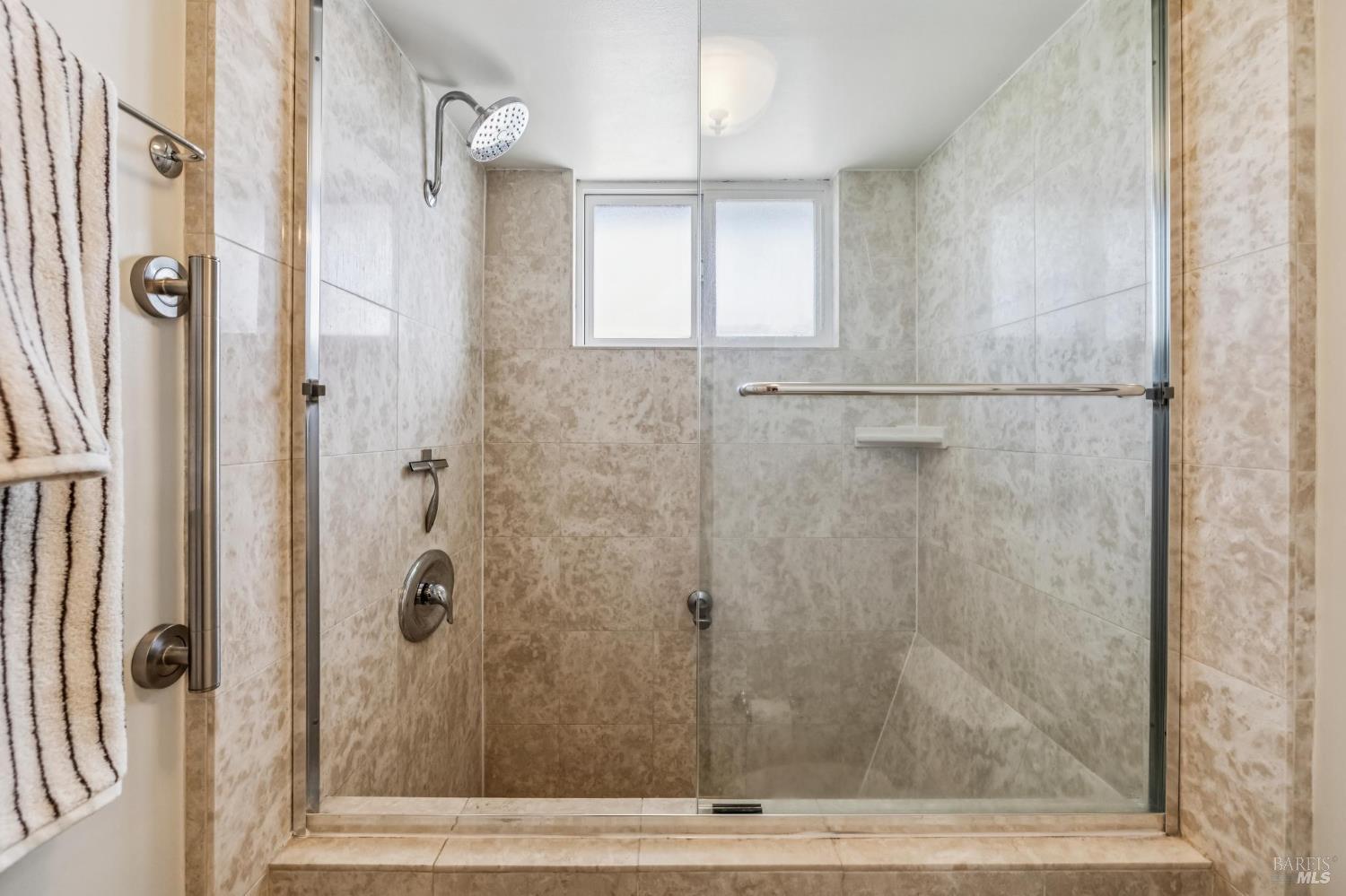 Detail Gallery Image 46 of 85 For 184 Mcnear Dr, San Rafael,  CA 94901 - 3 Beds | 2/1 Baths