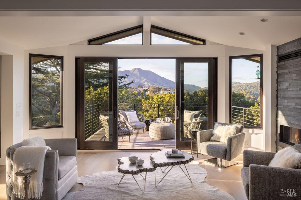 Front Image Thumbnail for BA326033923