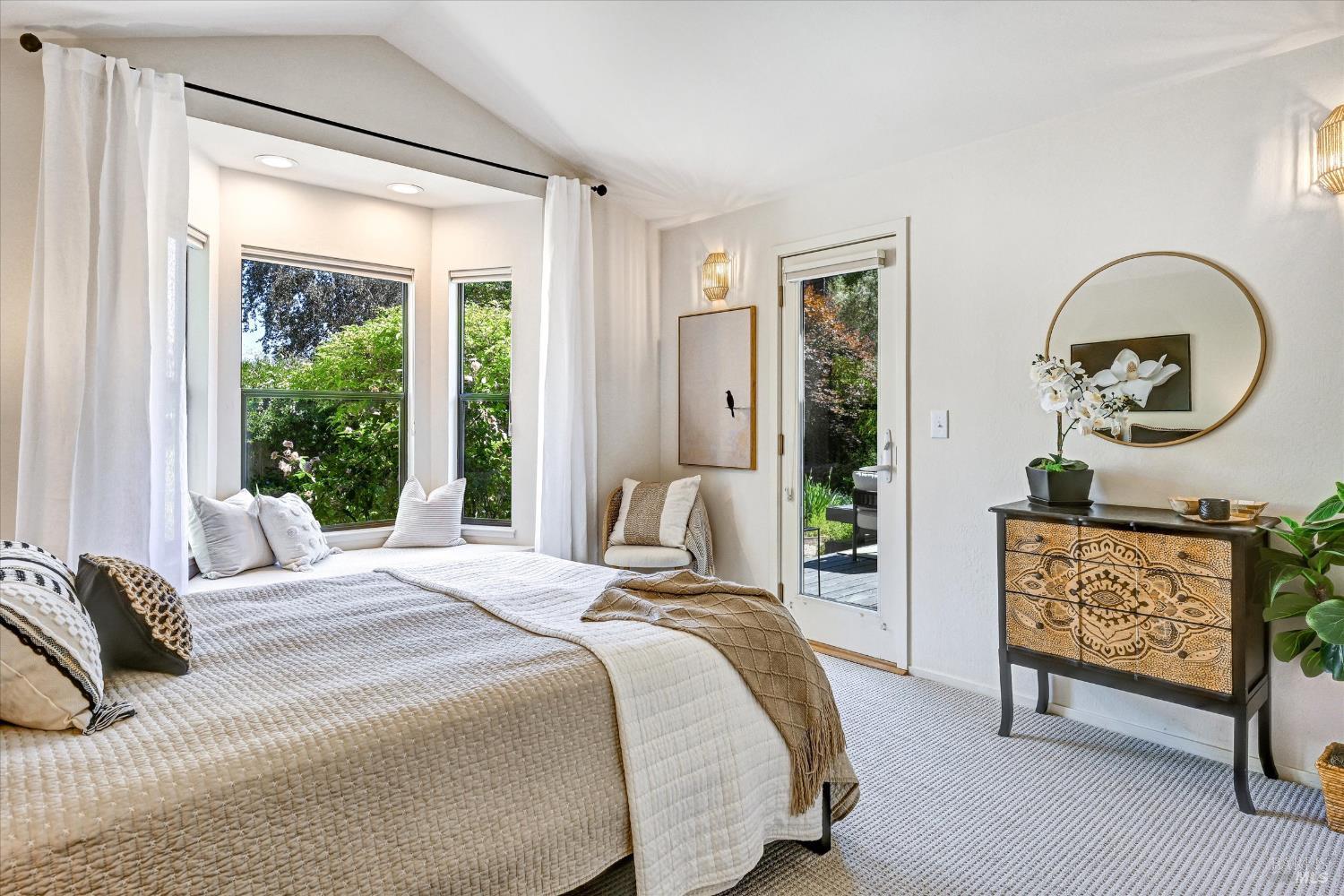 Detail Gallery Image 13 of 31 For 102 Nelson Ave, Mill Valley,  CA 94941 - 3 Beds | 2 Baths