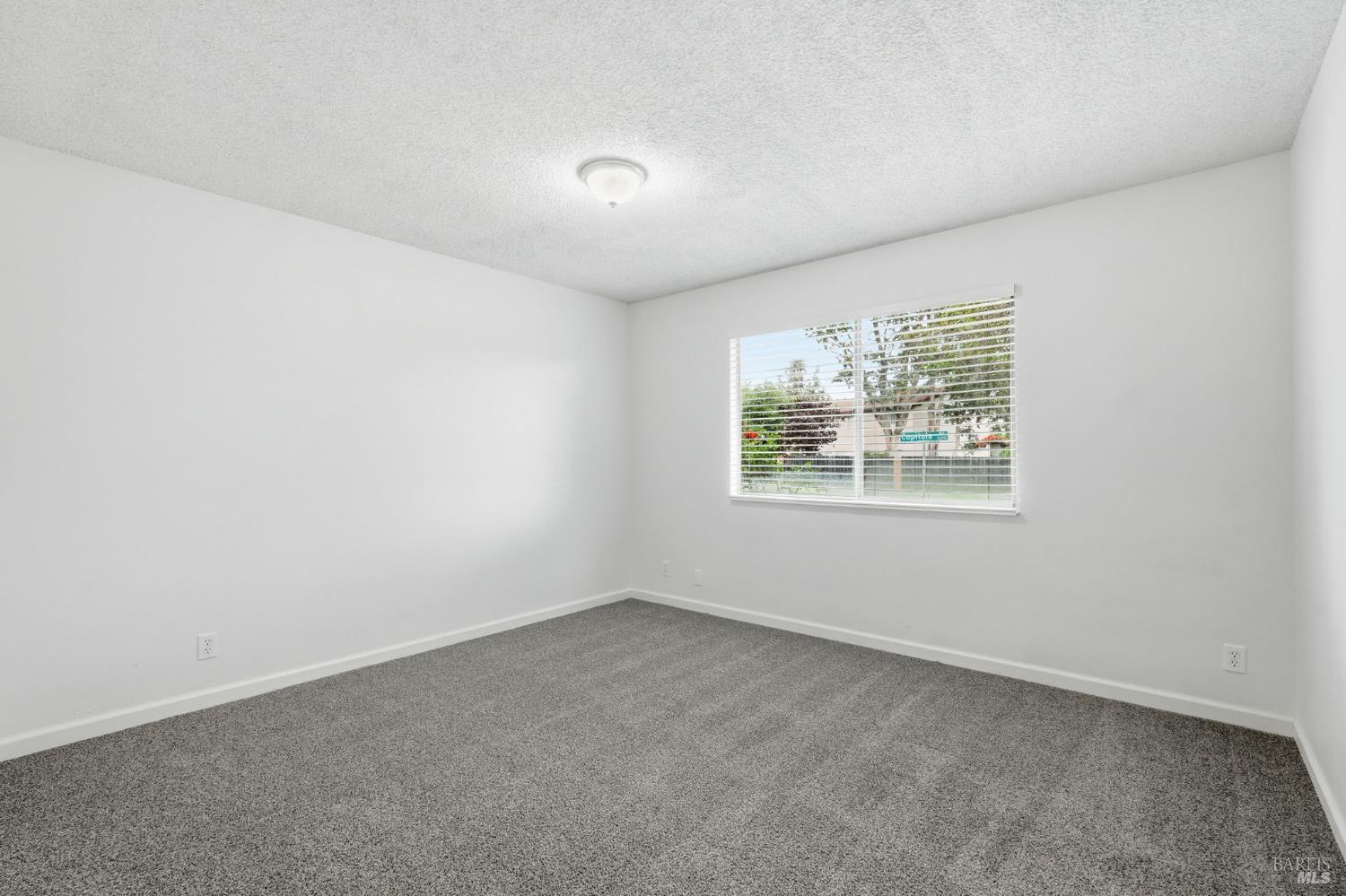 Detail Gallery Image 75 of 99 For 1913 Capitola Way, Fairfield,  CA 94534 - 4 Beds | 2 Baths