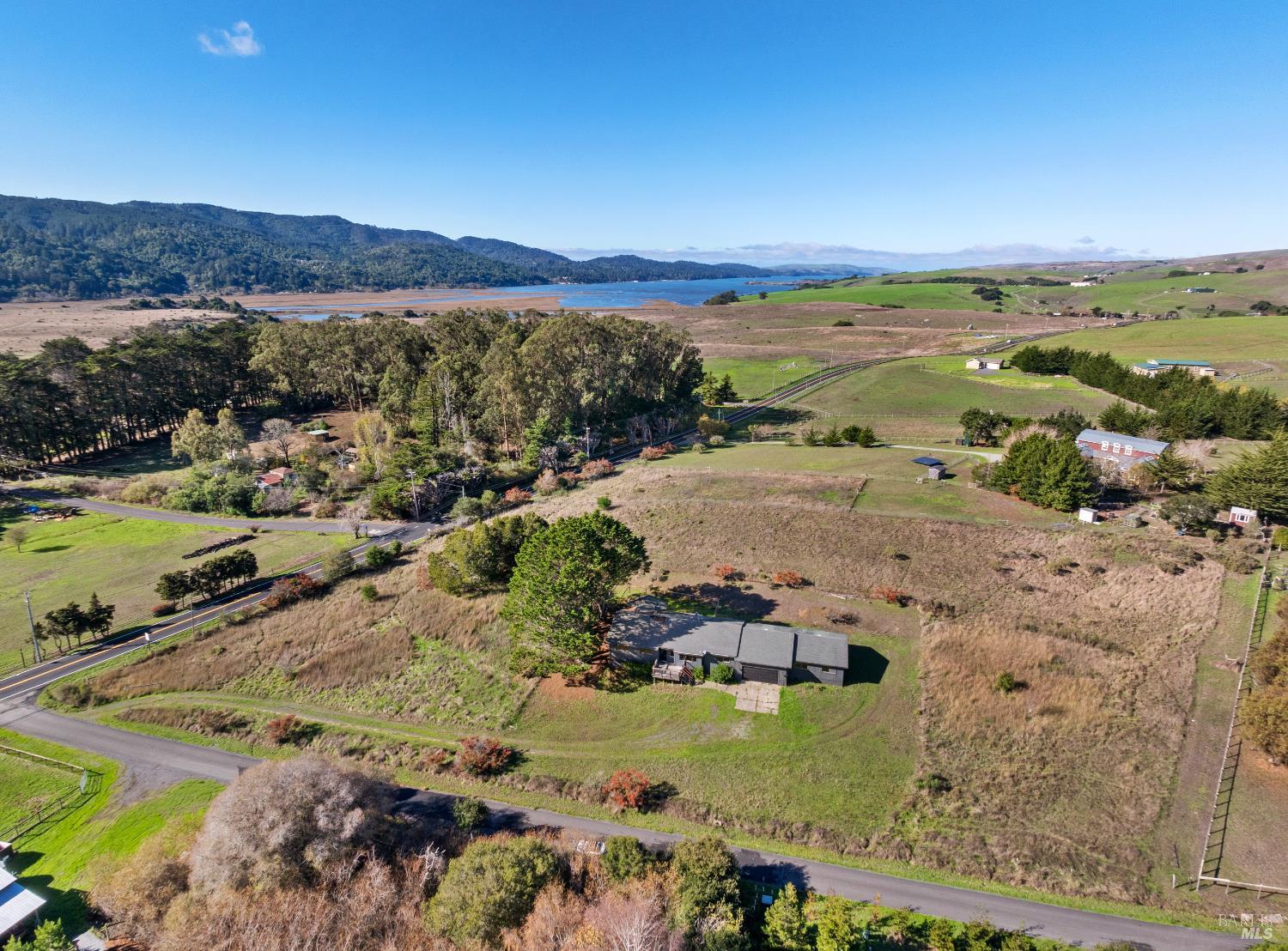 Detail Gallery Image 43 of 48 For 5 Mcdonald Ln, Point Reyes Station,  CA 94956 - 3 Beds | 2/1 Baths