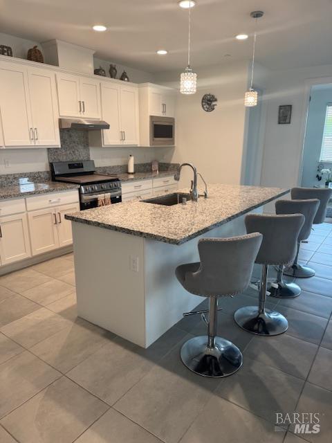 Detail Gallery Image 2 of 20 For 2419 Espana Ln, Rio Vista,  CA 94571 - 2 Beds | 2 Baths