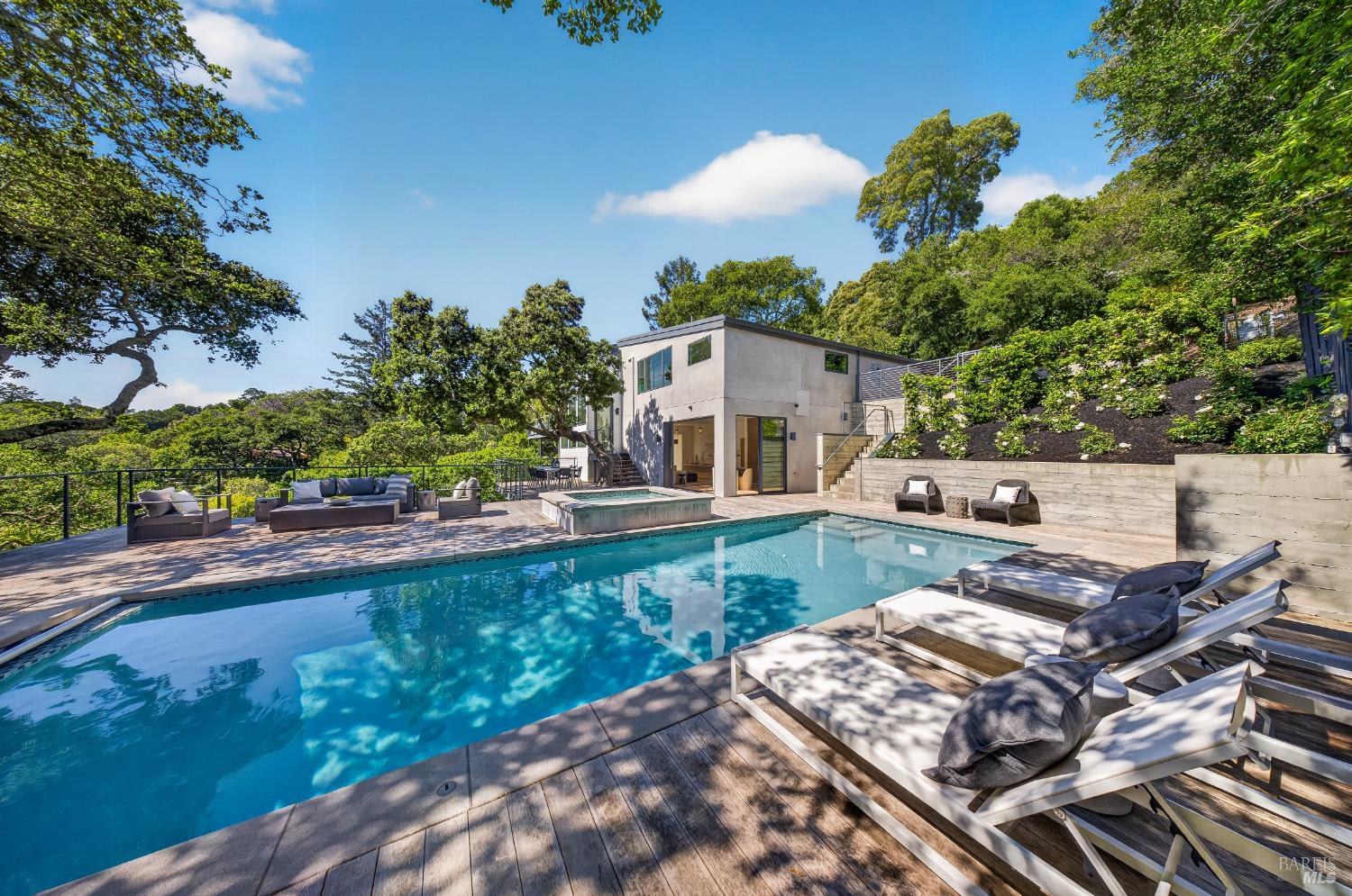 Detail Gallery Image 82 of 92 For 50 Makin Grade Unkn, Kentfield,  CA 94904 - 5 Beds | 5/1 Baths