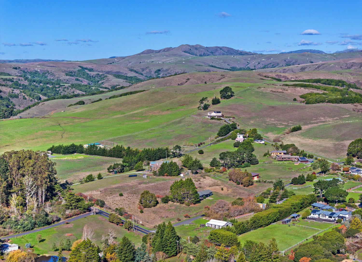 Detail Gallery Image 42 of 48 For 5 Mcdonald Ln, Point Reyes Station,  CA 94956 - 3 Beds | 2/1 Baths