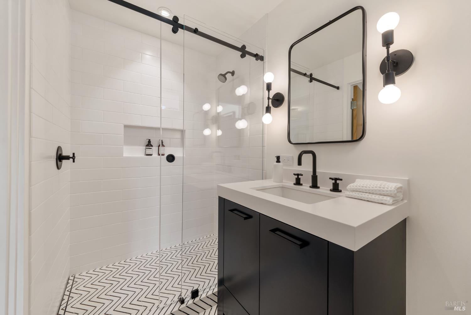 Detail Gallery Image 62 of 92 For 50 Makin Grade Unkn, Kentfield,  CA 94904 - 5 Beds | 5/1 Baths