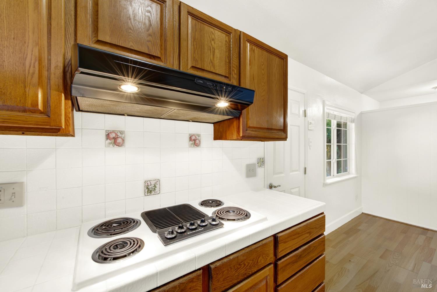 Detail Gallery Image 11 of 44 For 2626 Moyers Rd, San Pablo,  CA 94806 - 3 Beds | 3 Baths