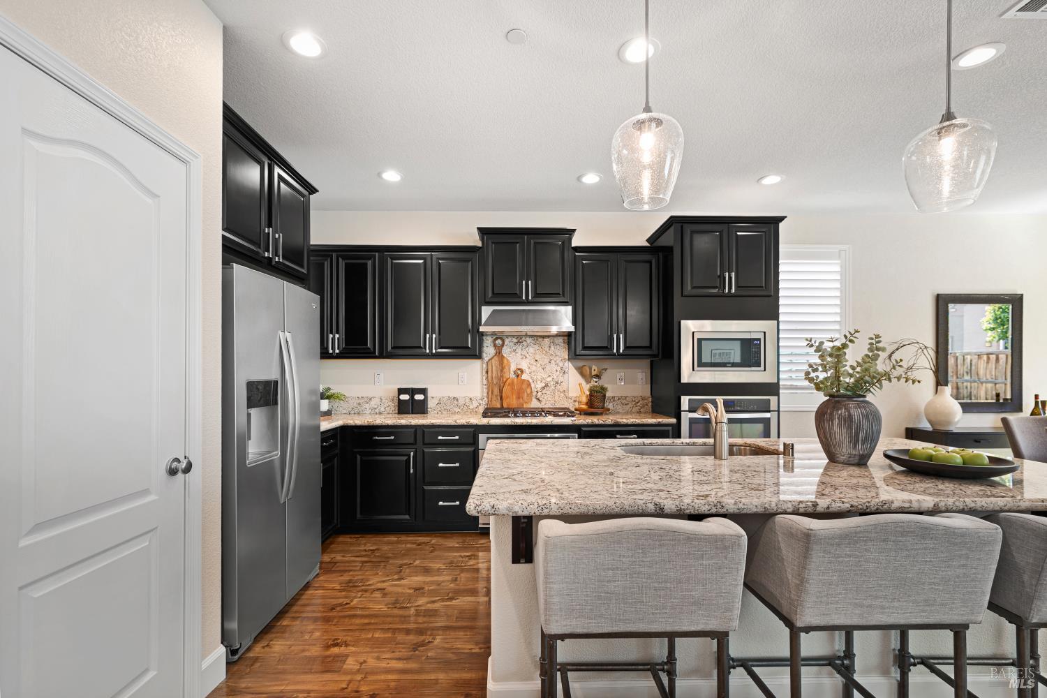 Detail Gallery Image 28 of 73 For 237 Juneau Dr, Vacaville,  CA 95687 - 3 Beds | 2/1 Baths