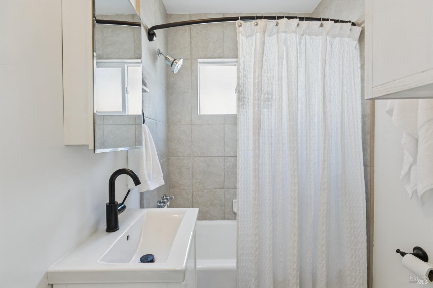 Detail Gallery Image 20 of 42 For 445 Wilson St, Napa,  CA 94558 - 2 Beds | 1 Baths