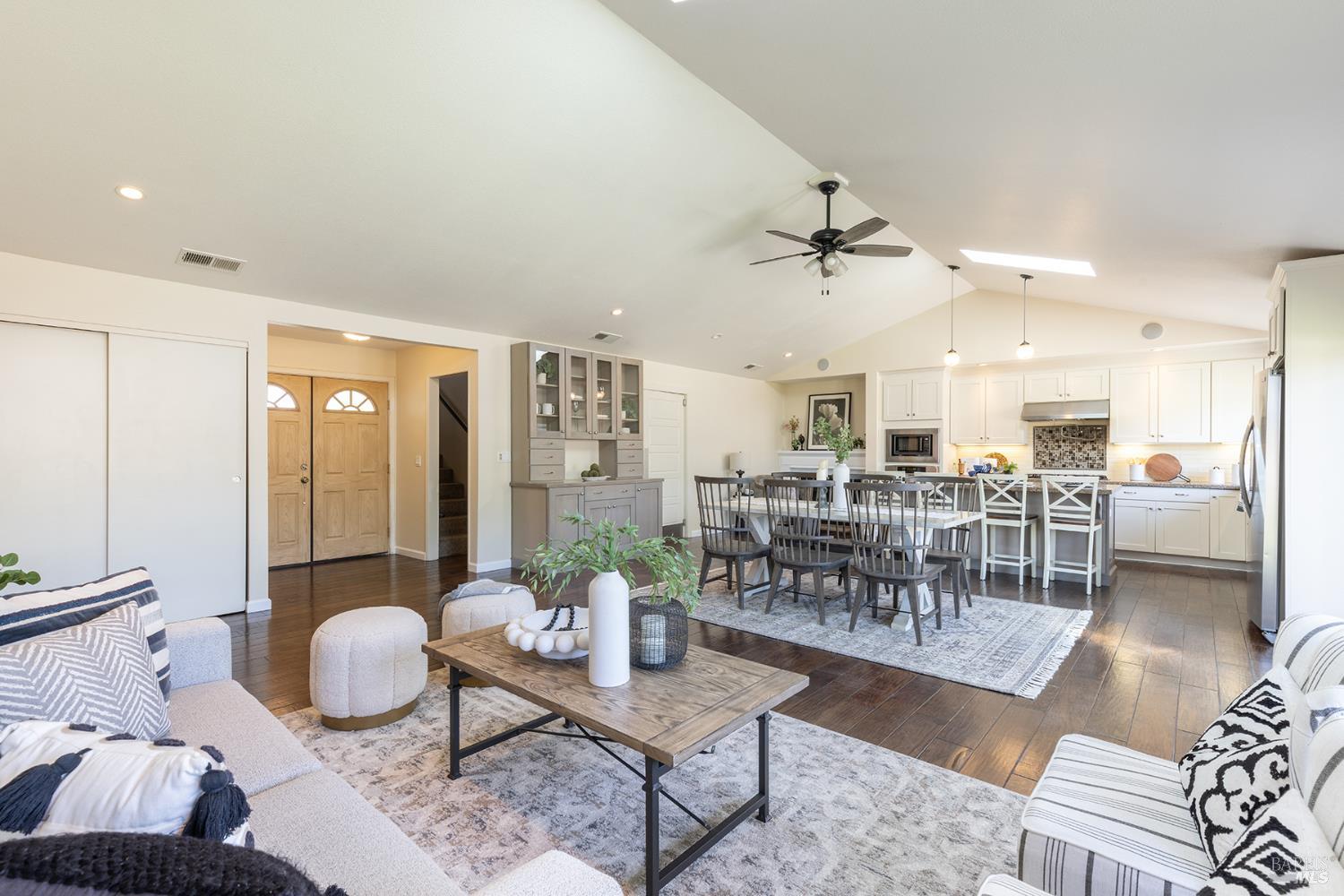 Detail Gallery Image 7 of 42 For 3572 Sandybrook Ln, Napa,  CA 94558 - 4 Beds | 3 Baths