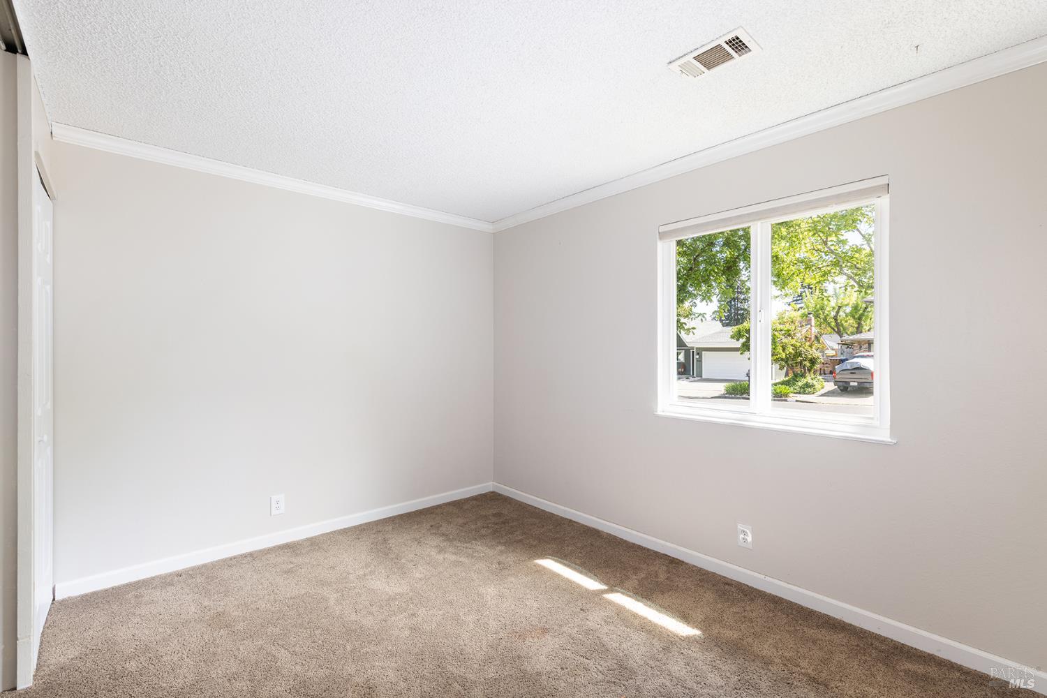 Detail Gallery Image 31 of 42 For 3572 Sandybrook Ln, Napa,  CA 94558 - 4 Beds | 3 Baths