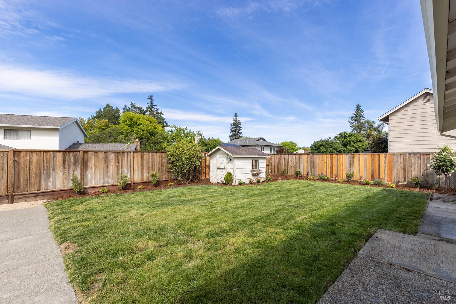 Detail Gallery Image 19 of 42 For 3572 Sandybrook Ln, Napa,  CA 94558 - 4 Beds | 3 Baths