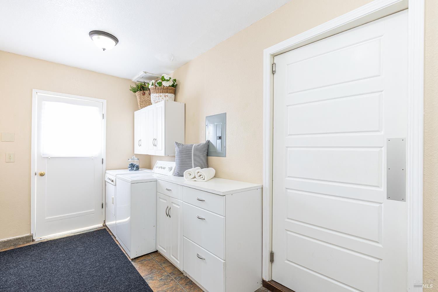 Detail Gallery Image 34 of 42 For 3572 Sandybrook Ln, Napa,  CA 94558 - 4 Beds | 3 Baths