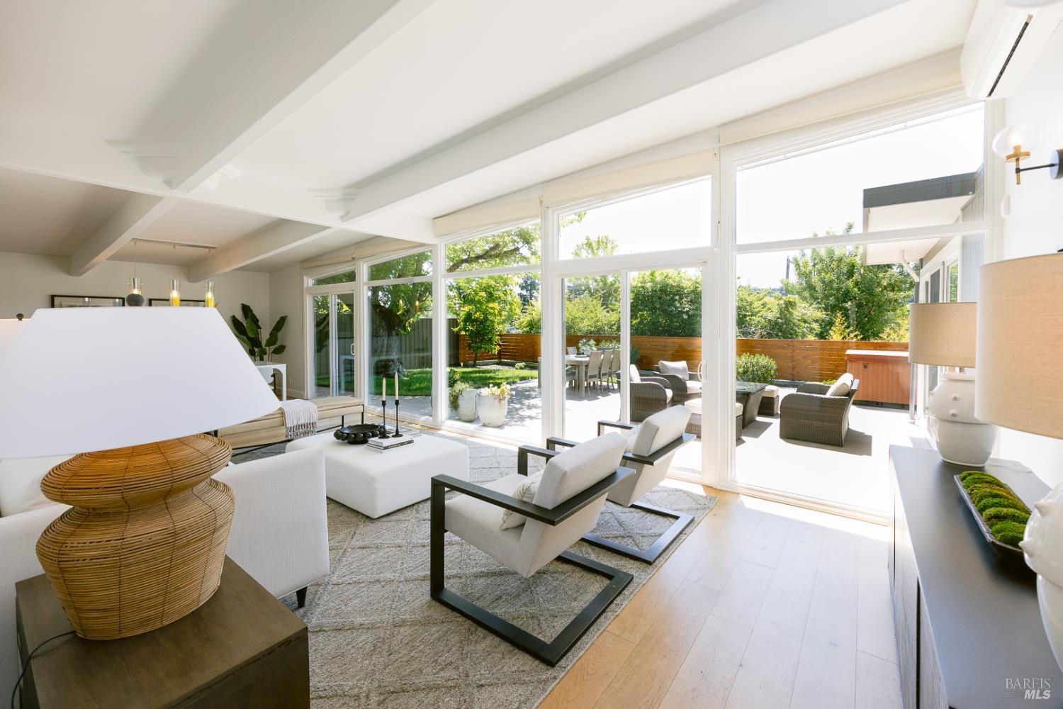 Front Image Thumbnail for BA326033212