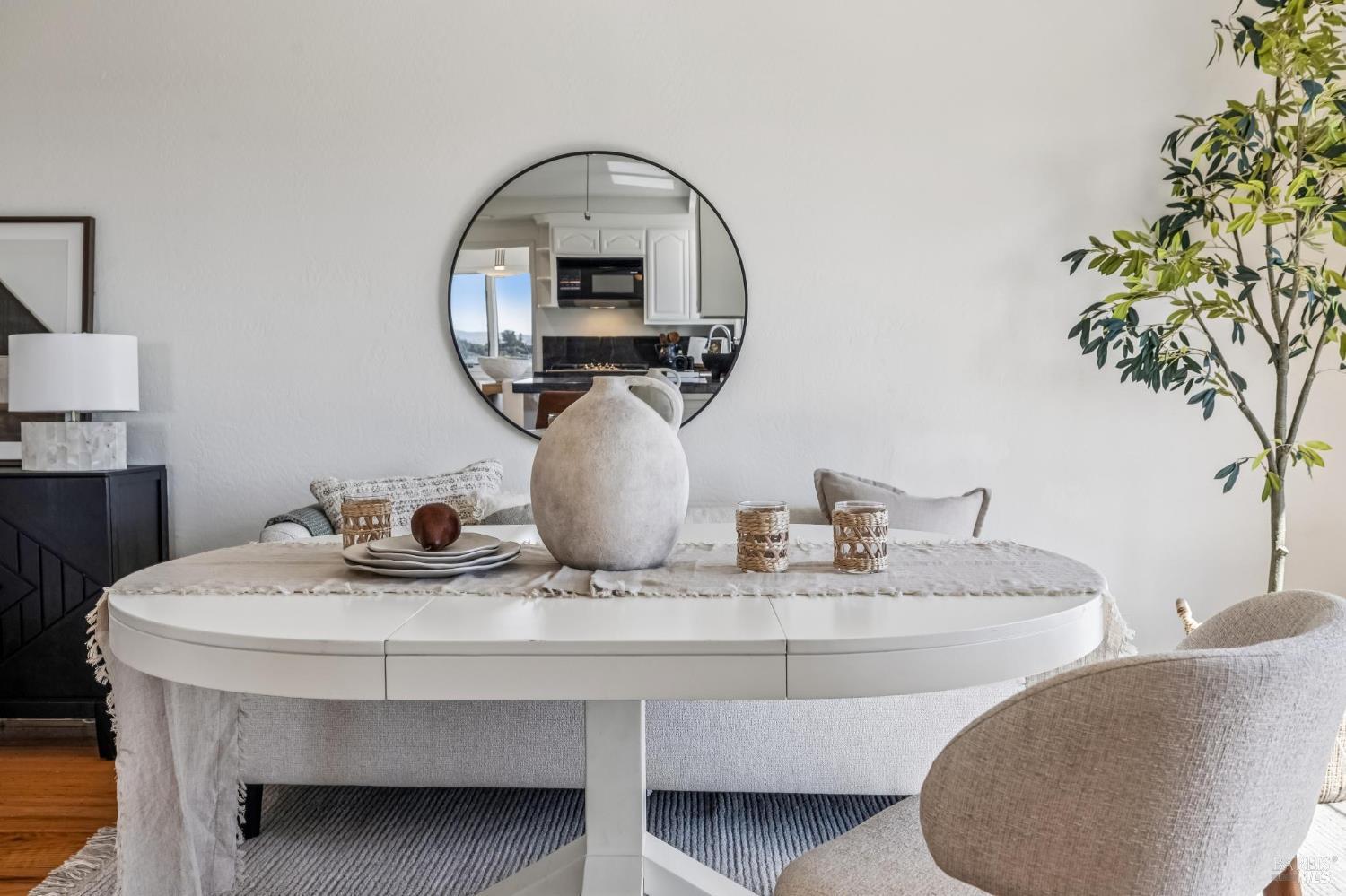 Detail Gallery Image 32 of 85 For 184 Mcnear Dr, San Rafael,  CA 94901 - 3 Beds | 2/1 Baths