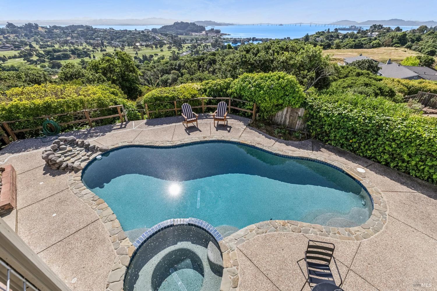 Detail Gallery Image 74 of 85 For 184 Mcnear Dr, San Rafael,  CA 94901 - 3 Beds | 2/1 Baths