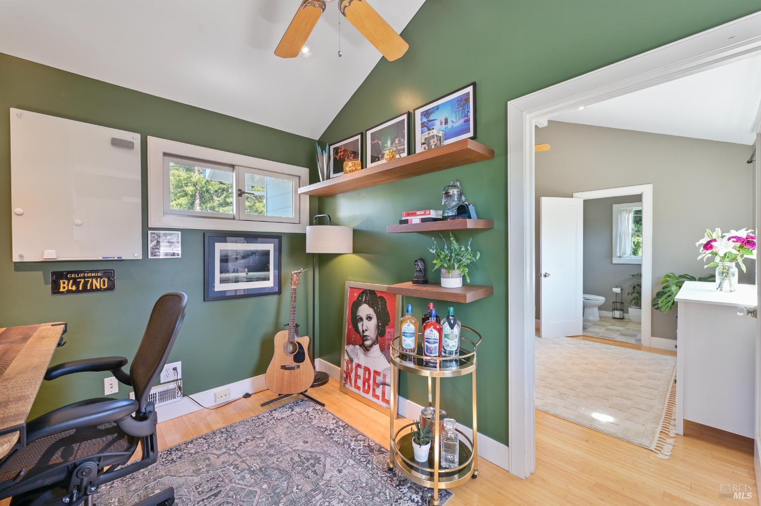 Detail Gallery Image 28 of 57 For 305 Ricardo Rd, Mill Valley,  CA 94941 - 4 Beds | 3 Baths