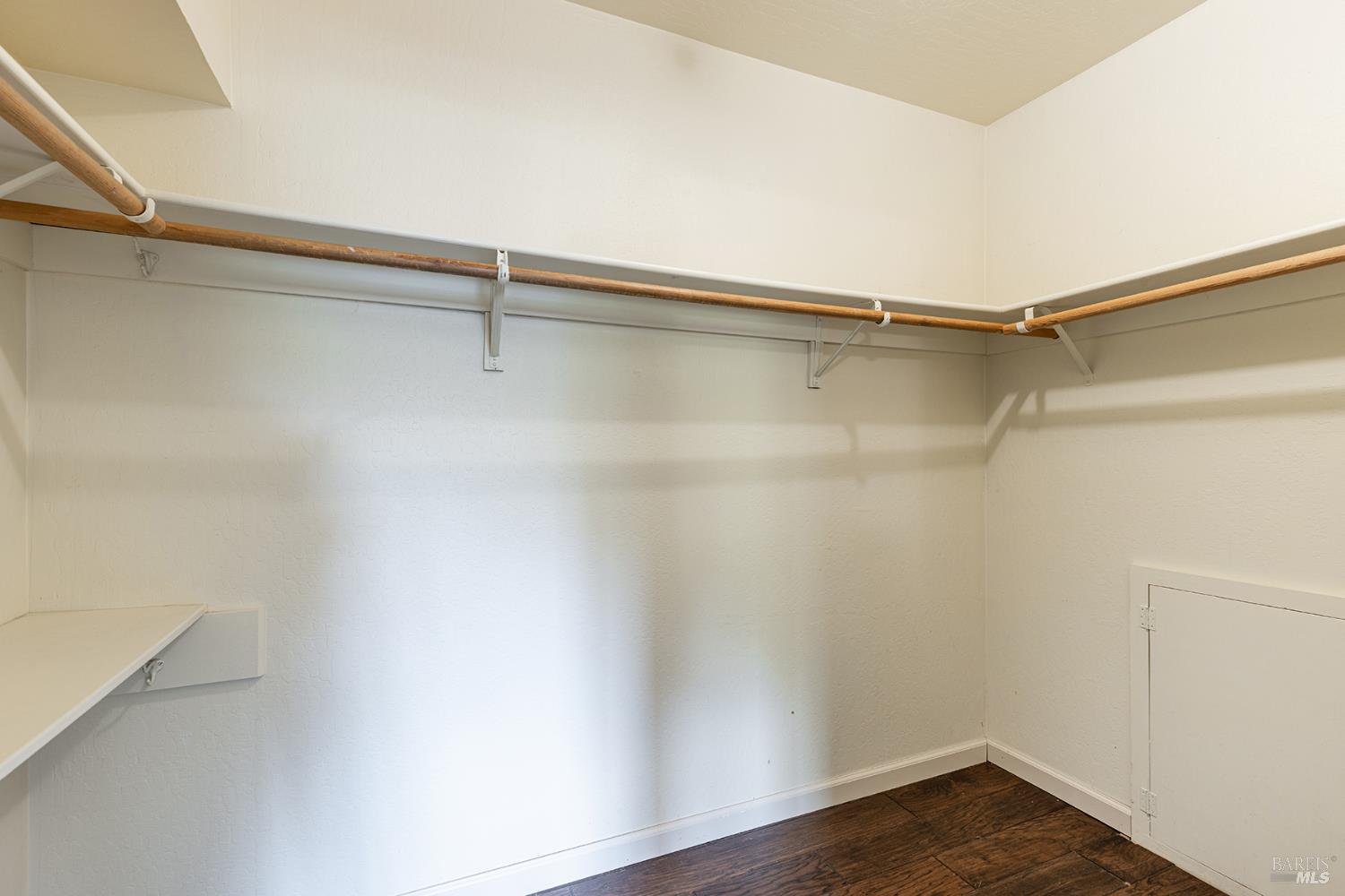 Detail Gallery Image 39 of 42 For 3572 Sandybrook Ln, Napa,  CA 94558 - 4 Beds | 3 Baths