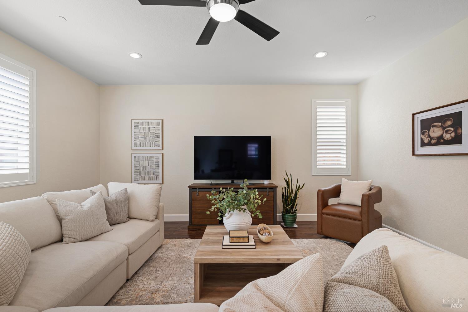 Detail Gallery Image 39 of 73 For 237 Juneau Dr, Vacaville,  CA 95687 - 3 Beds | 2/1 Baths