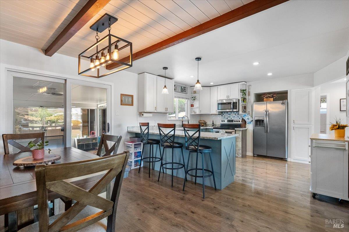 Detail Gallery Image 16 of 45 For 2901 Laurel St, Napa,  CA 94558 - 2 Beds | 2 Baths