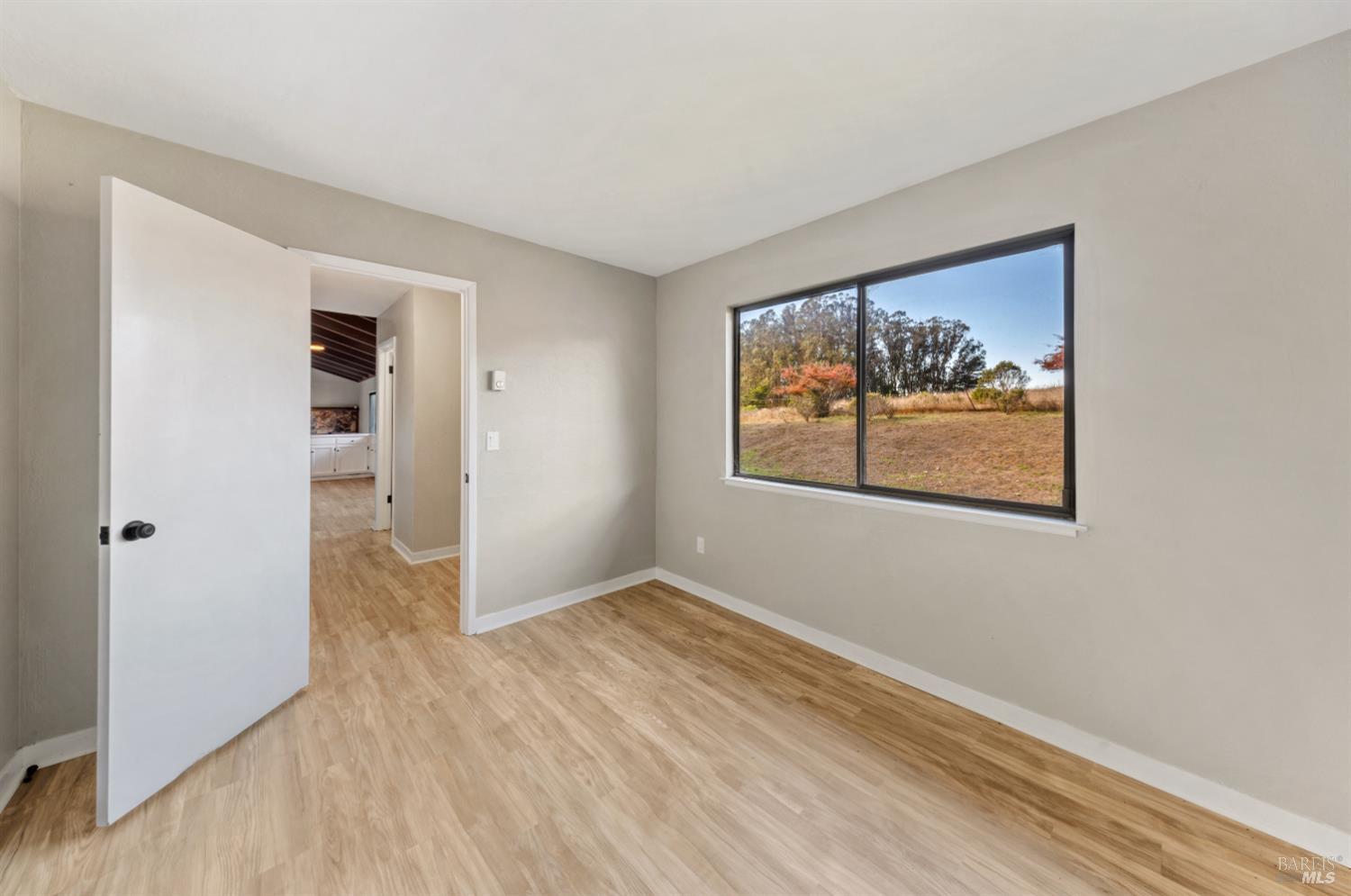 Detail Gallery Image 26 of 48 For 5 Mcdonald Ln, Point Reyes Station,  CA 94956 - 3 Beds | 2/1 Baths