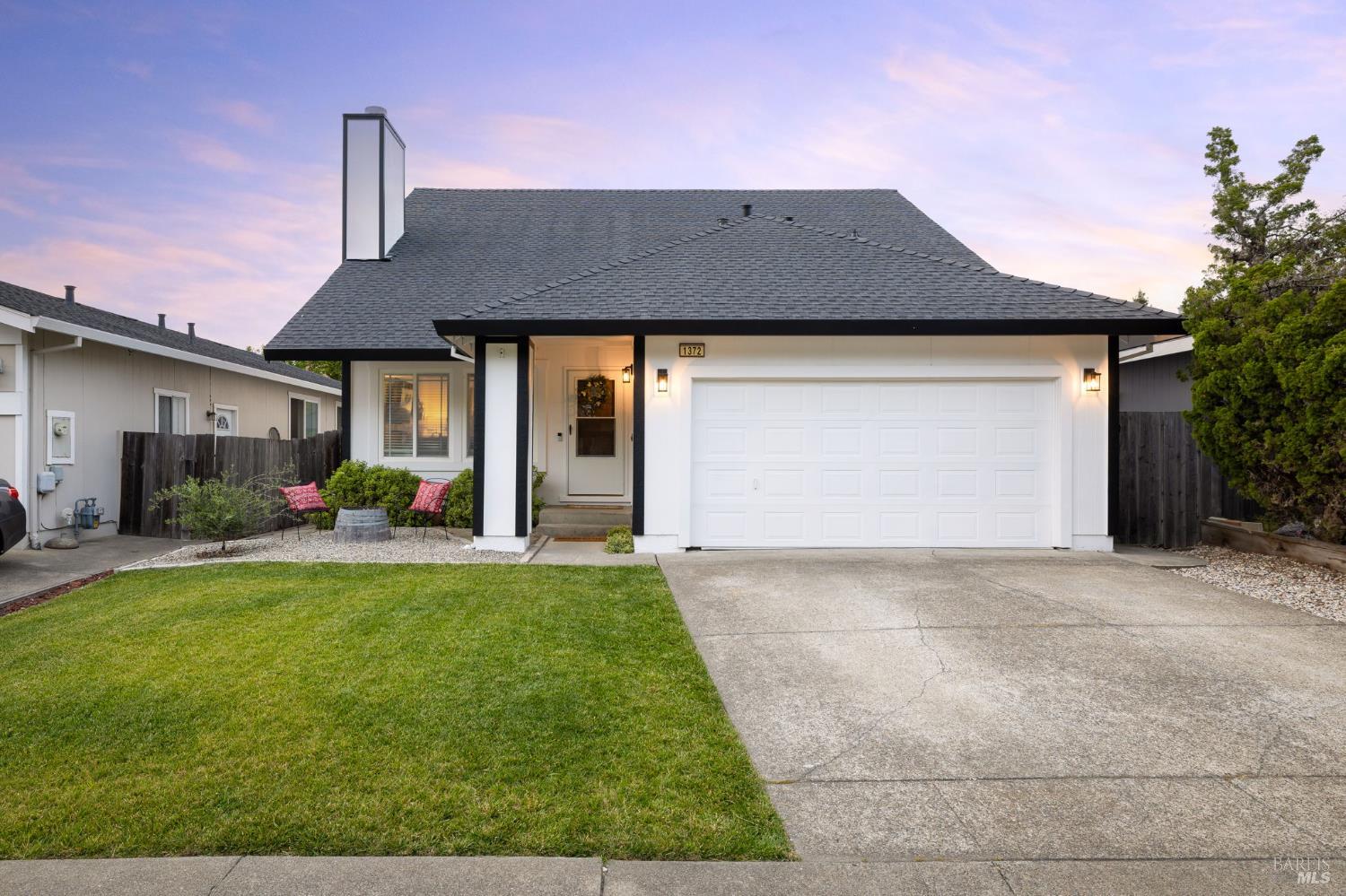 Front Image Thumbnail for BA326032468