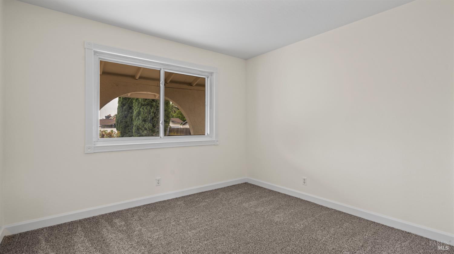 Detail Gallery Image 27 of 37 For 2869 Marigold Dr, Fairfield,  CA 94533 - 4 Beds | 2 Baths