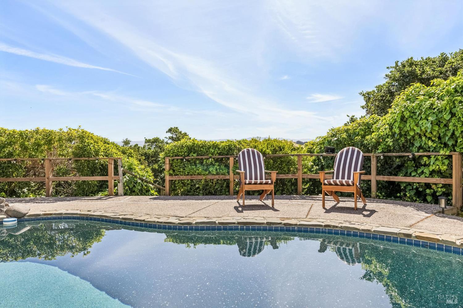 Detail Gallery Image 73 of 85 For 184 Mcnear Dr, San Rafael,  CA 94901 - 3 Beds | 2/1 Baths