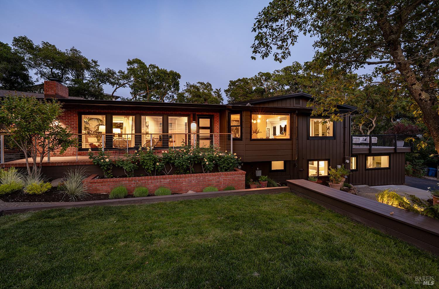 Front Image Thumbnail for BA326029144