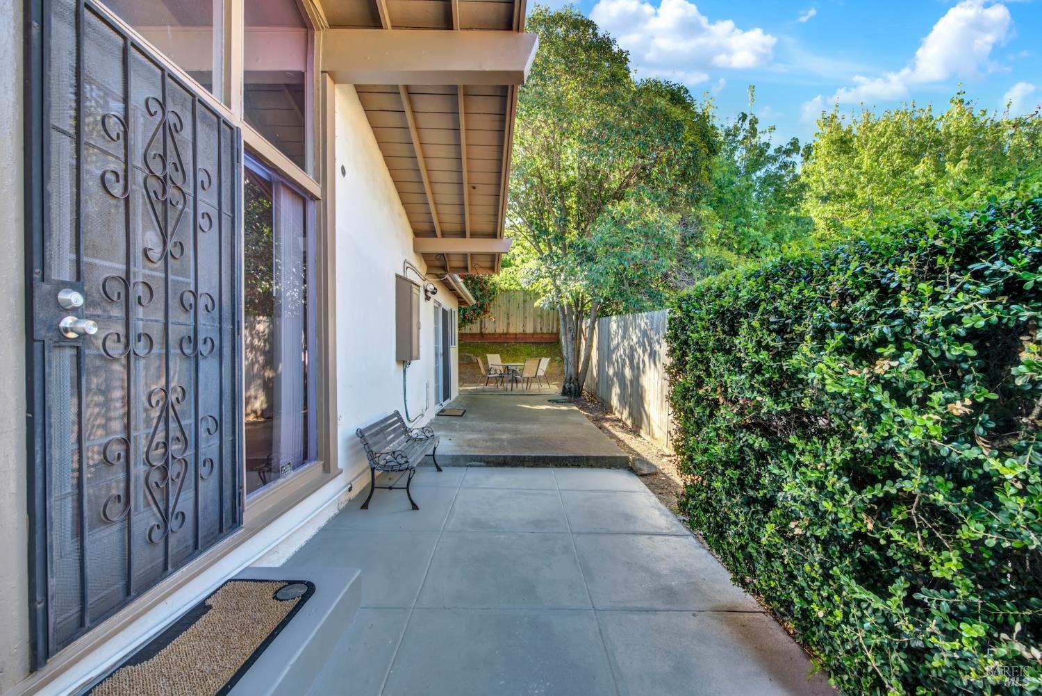 Detail Gallery Image 34 of 44 For 2626 Moyers Rd, San Pablo,  CA 94806 - 3 Beds | 3 Baths