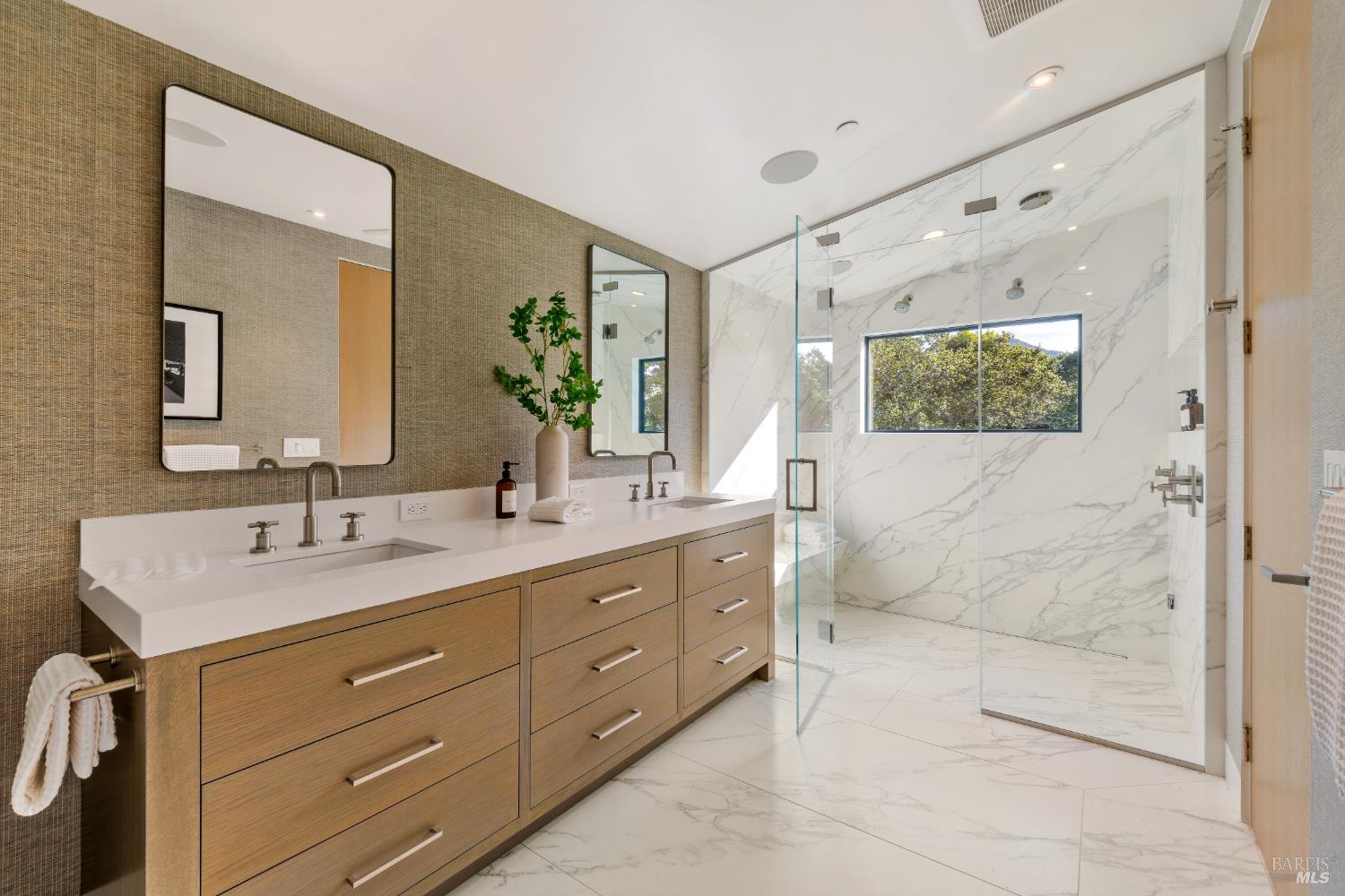 Detail Gallery Image 44 of 92 For 50 Makin Grade Unkn, Kentfield,  CA 94904 - 5 Beds | 5/1 Baths