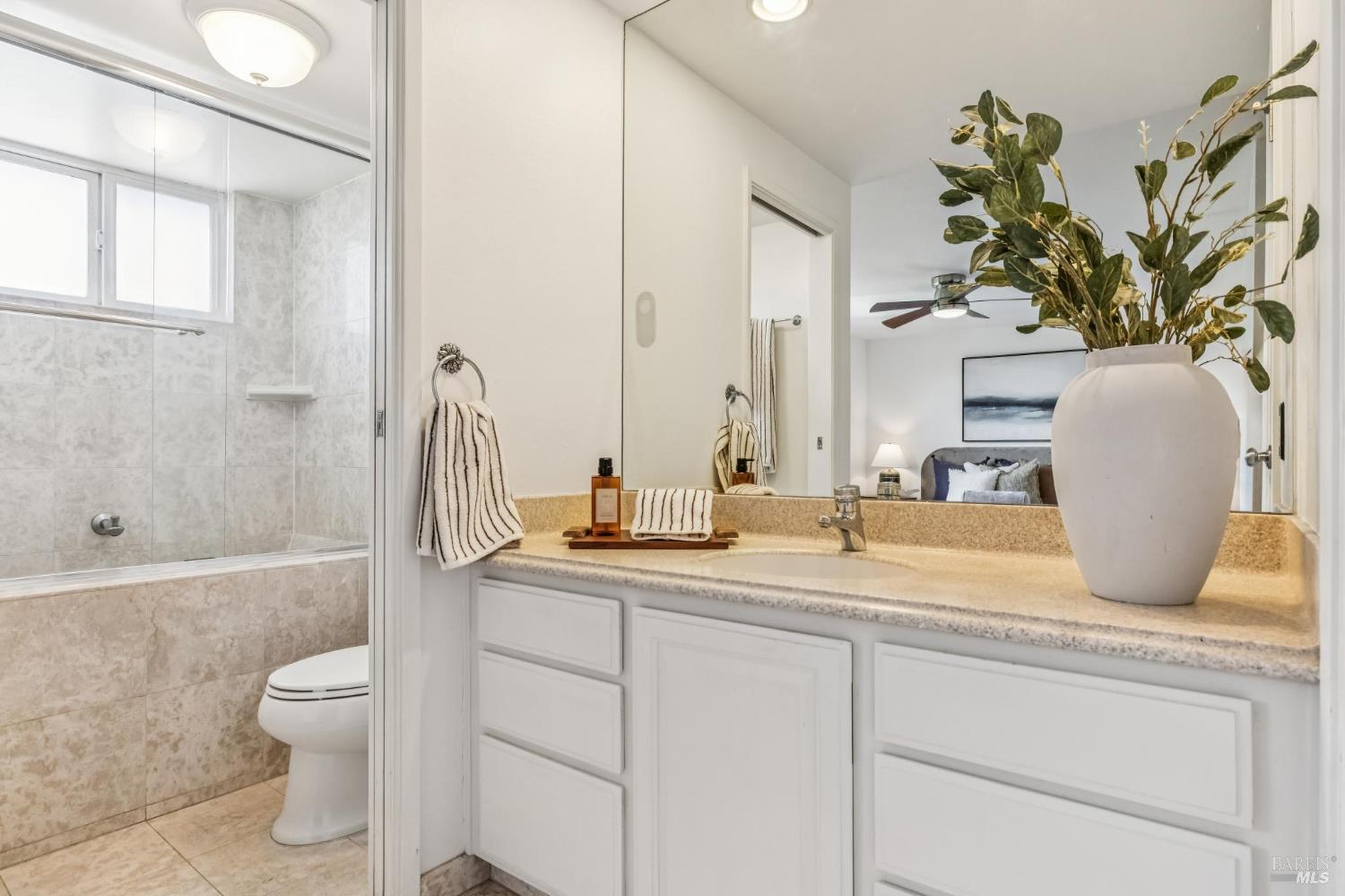 Detail Gallery Image 44 of 85 For 184 Mcnear Dr, San Rafael,  CA 94901 - 3 Beds | 2/1 Baths